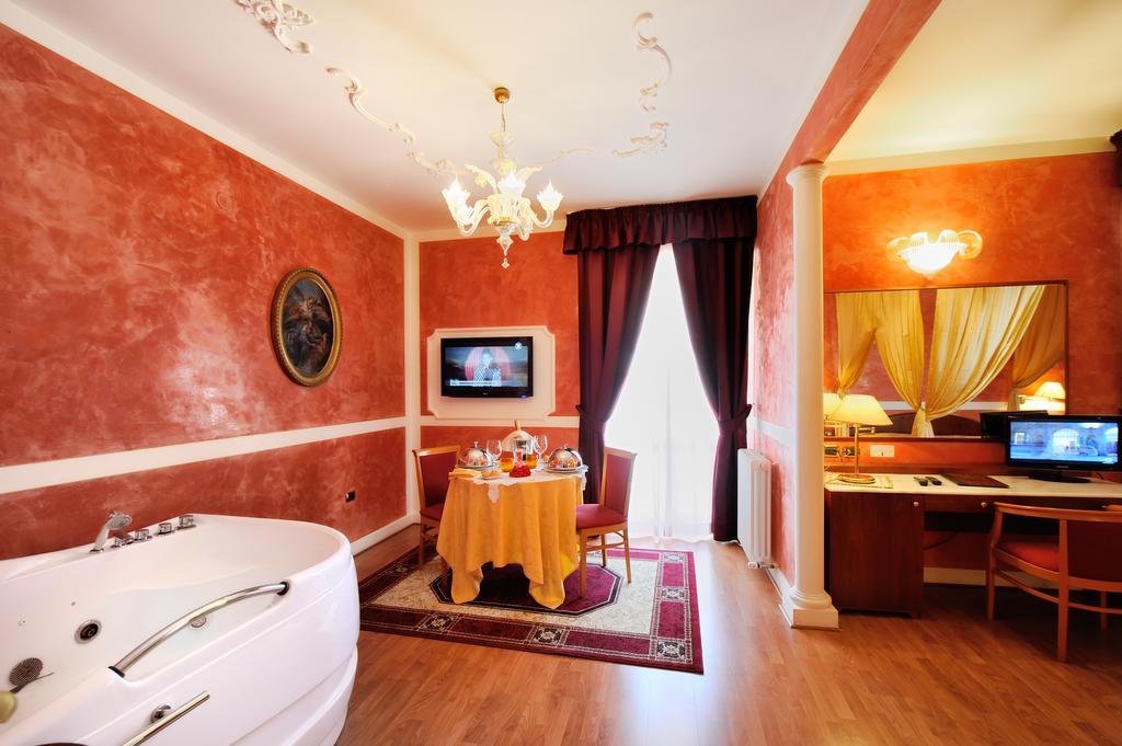 Hotel Benessere Villa Fiorita 콜피오리토 외부 사진