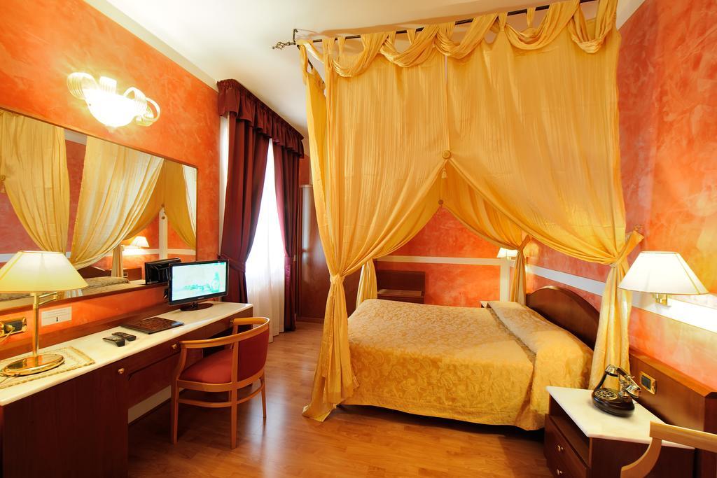 Hotel Benessere Villa Fiorita 콜피오리토 외부 사진