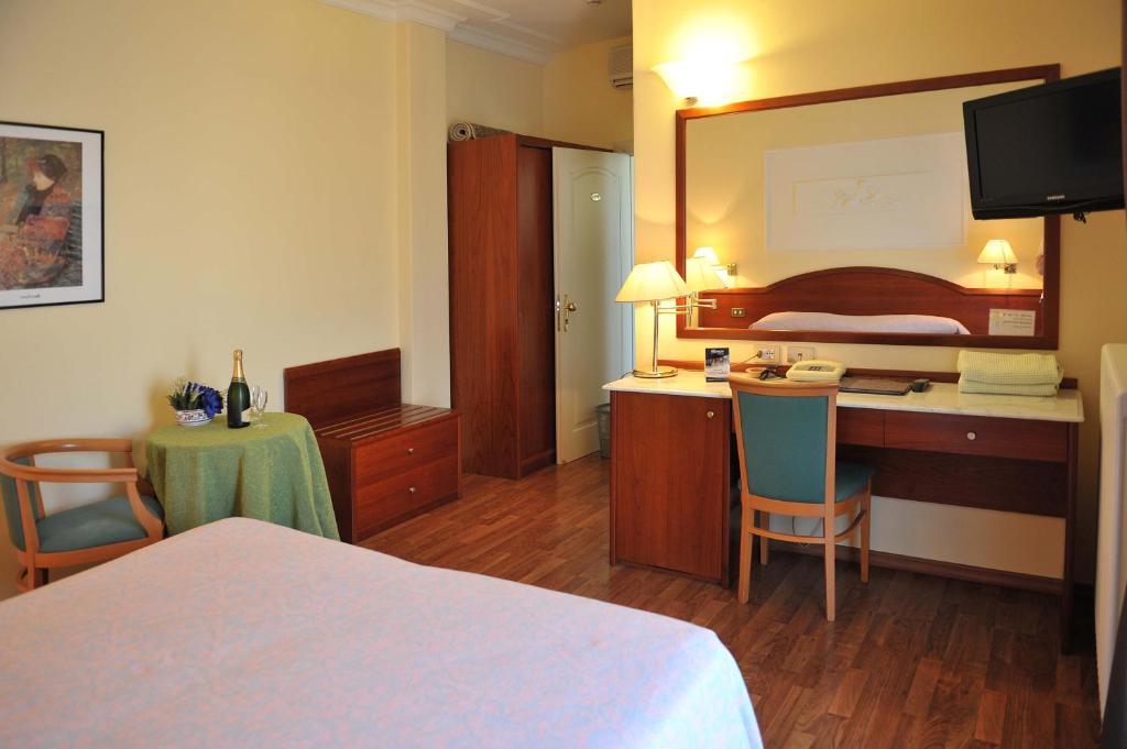 Hotel Benessere Villa Fiorita 콜피오리토 외부 사진
